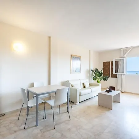 Ξενοδοχείο με διαμερίσματα Fontana Marbella & Mijas Costa 4*